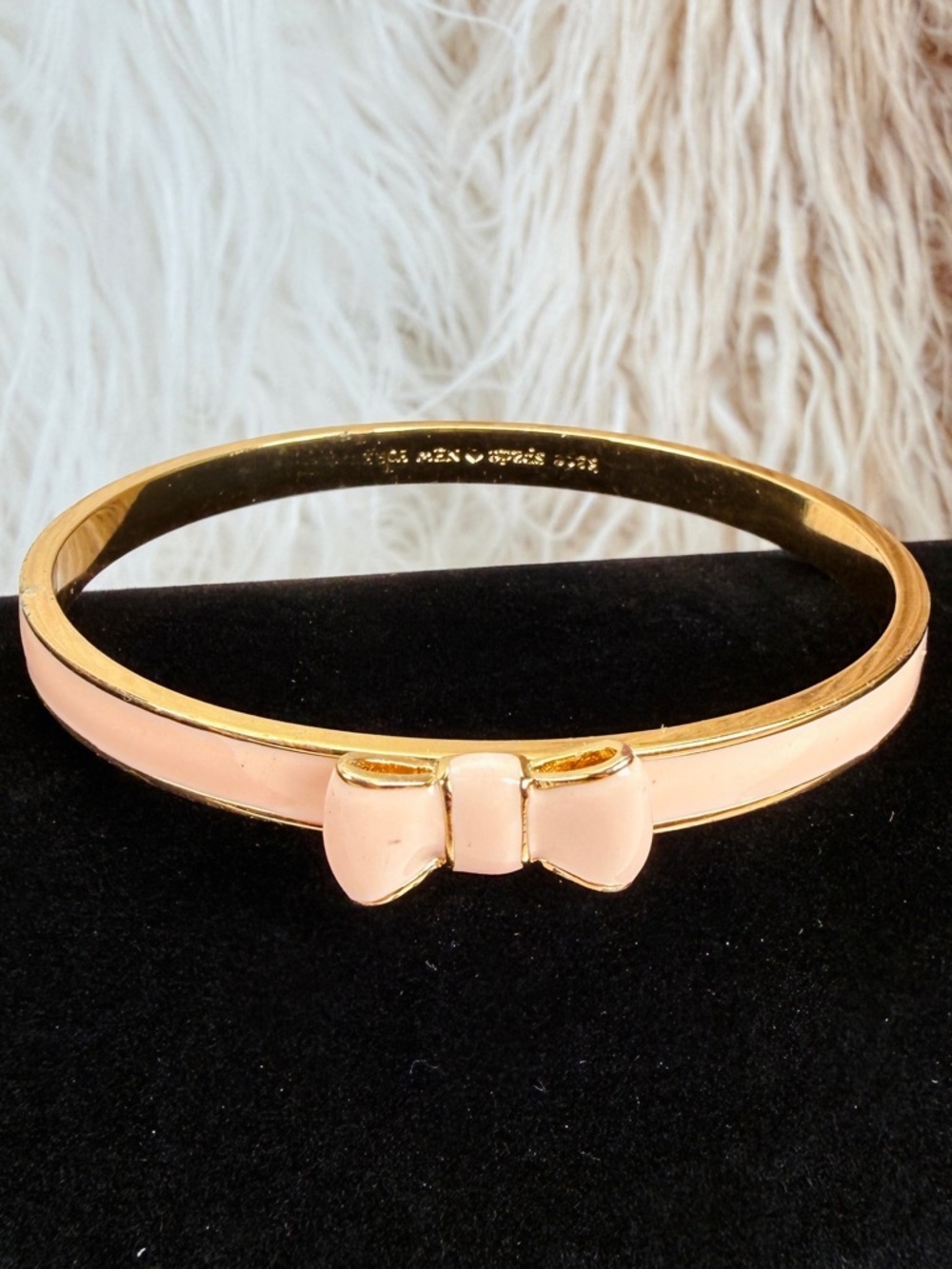 Kate Spade ‘Take a Bow’ Goldtone Pink Enamel Thin Bangle Bracelet MSRP $98 - Picture 6 of 8